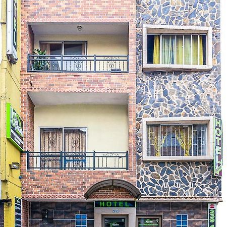 Hotel El Deportista Medellín Buitenkant foto