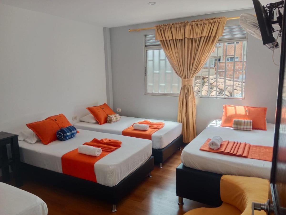 Hotel El Deportista Medellín Buitenkant foto