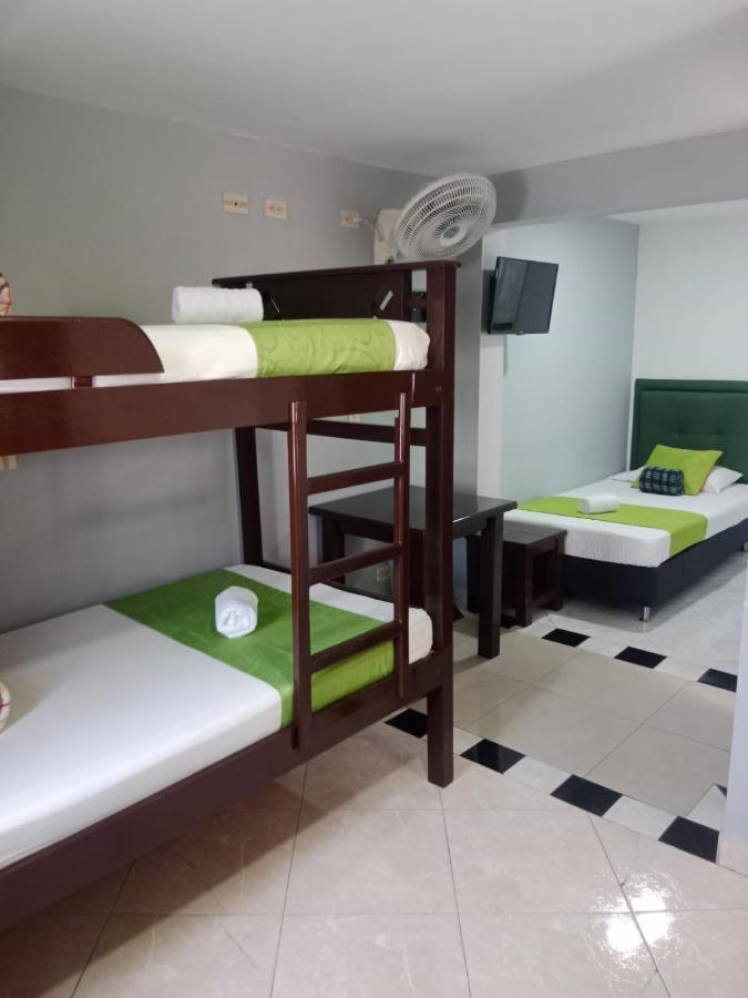 Hotel El Deportista Medellín Buitenkant foto