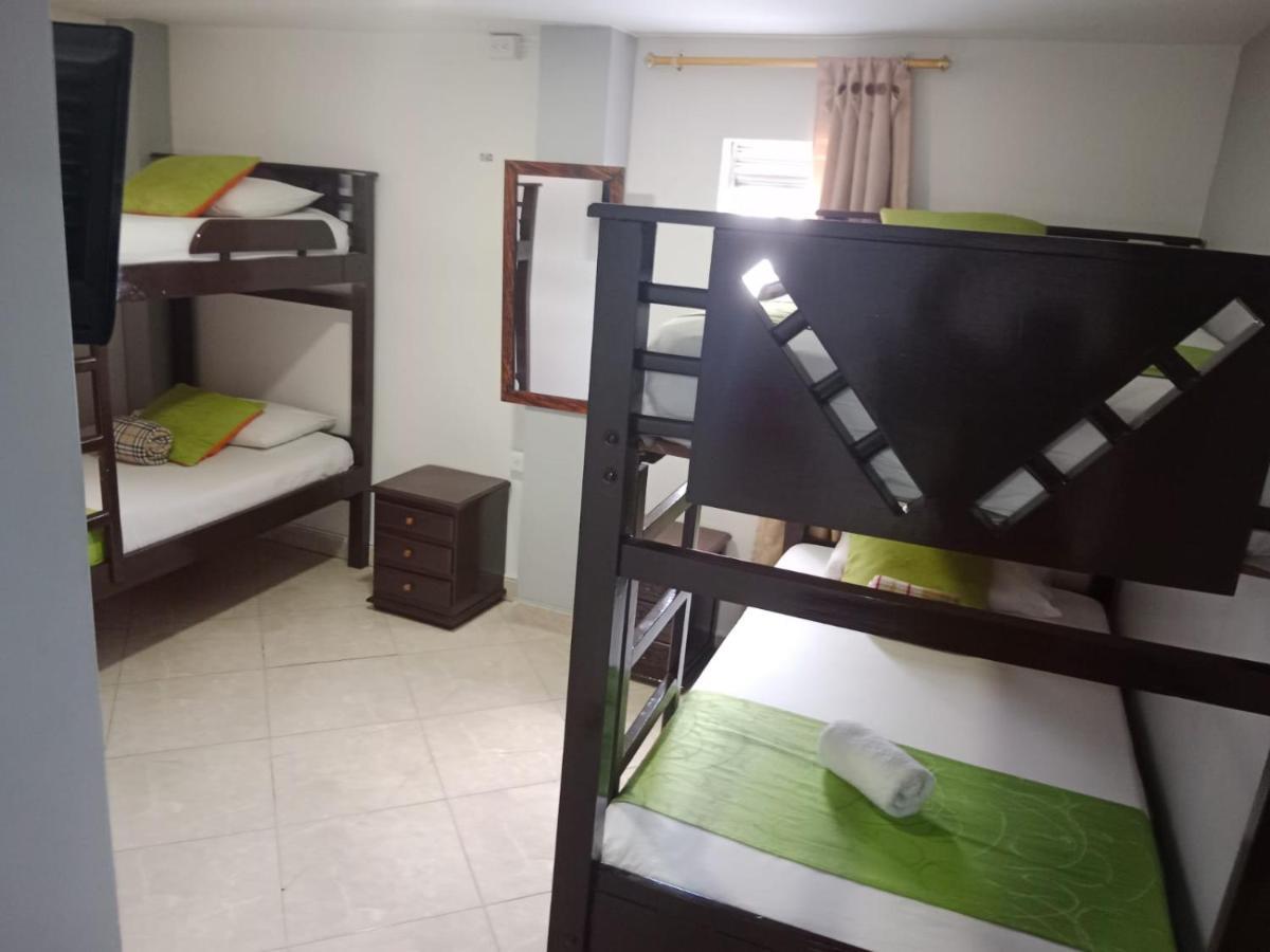 Hotel El Deportista Medellín Buitenkant foto