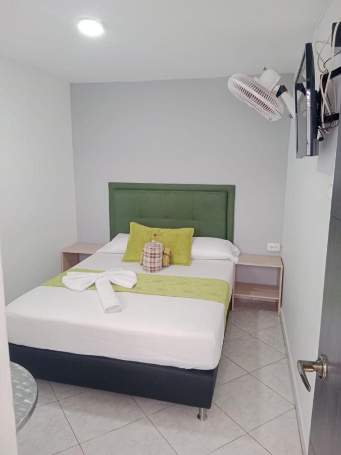 Hotel El Deportista Medellín Buitenkant foto