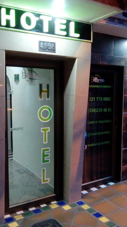 Hotel El Deportista Medellín Buitenkant foto