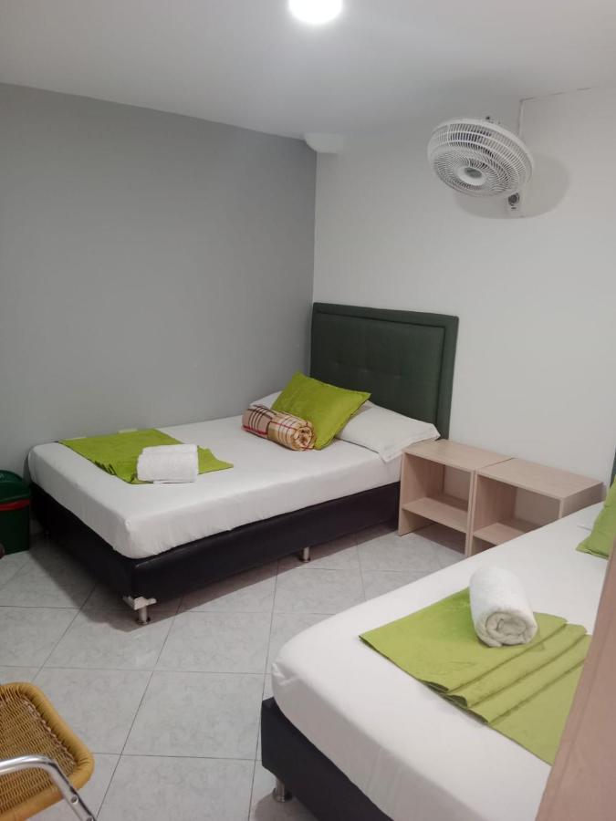 Hotel El Deportista Medellín Buitenkant foto