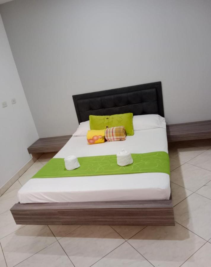 Hotel El Deportista Medellín Buitenkant foto