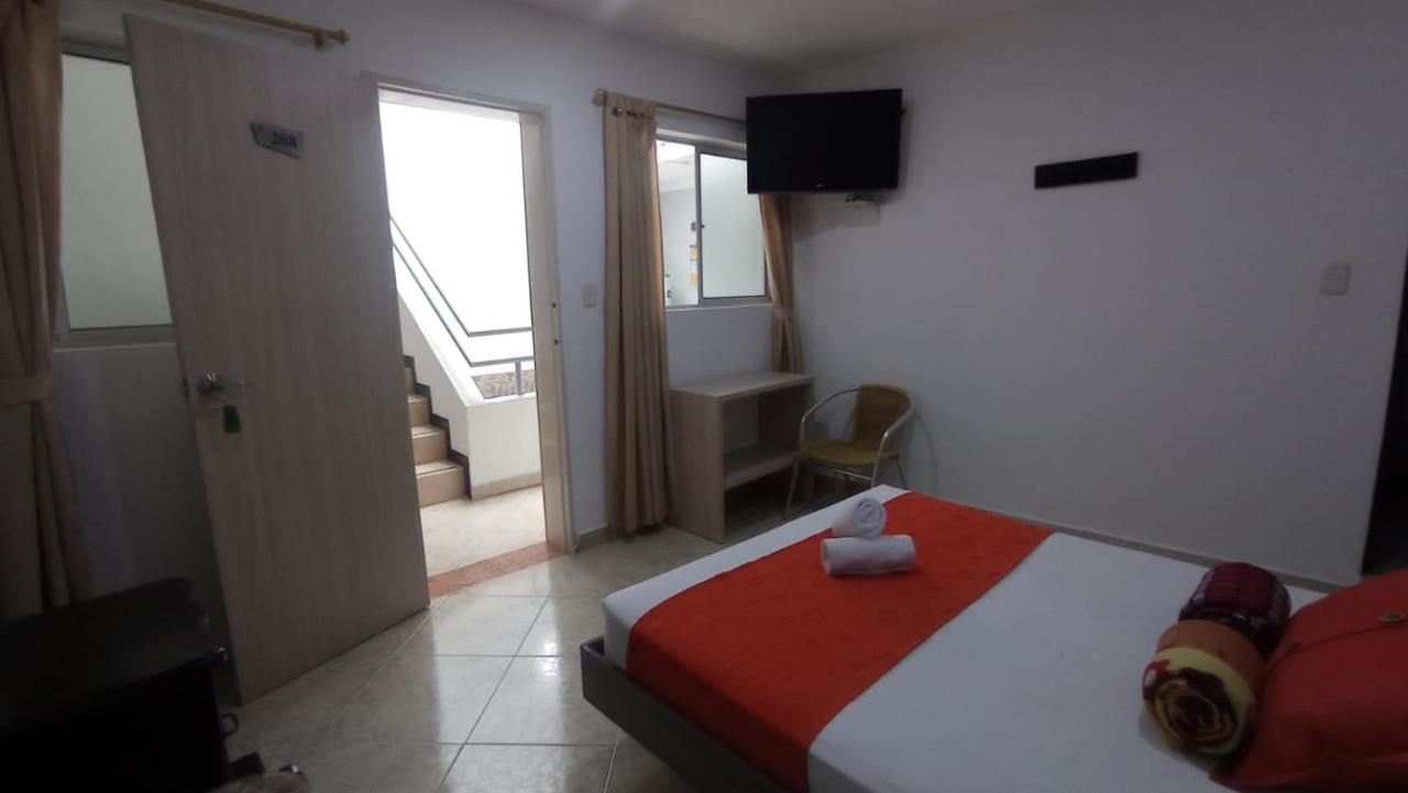 Hotel El Deportista Medellín Buitenkant foto