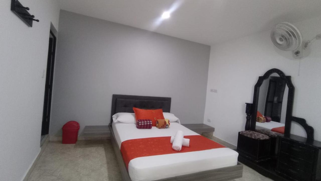 Hotel El Deportista Medellín Buitenkant foto