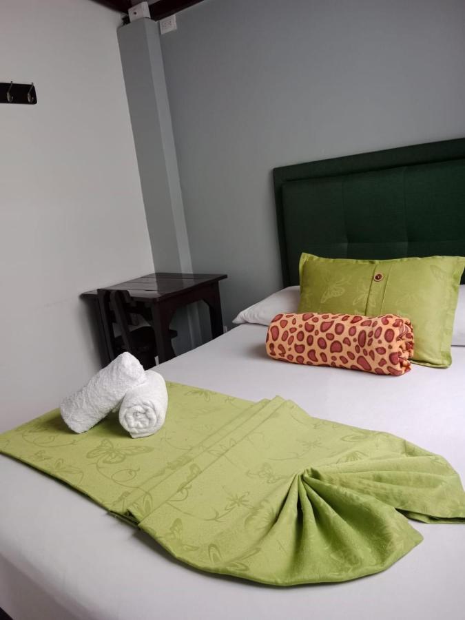 Hotel El Deportista Medellín Buitenkant foto
