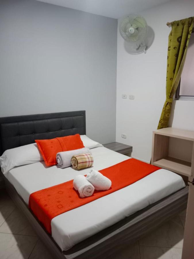 Hotel El Deportista Medellín Buitenkant foto