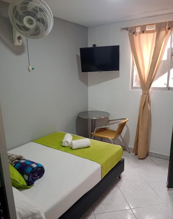 Hotel El Deportista Medellín Buitenkant foto
