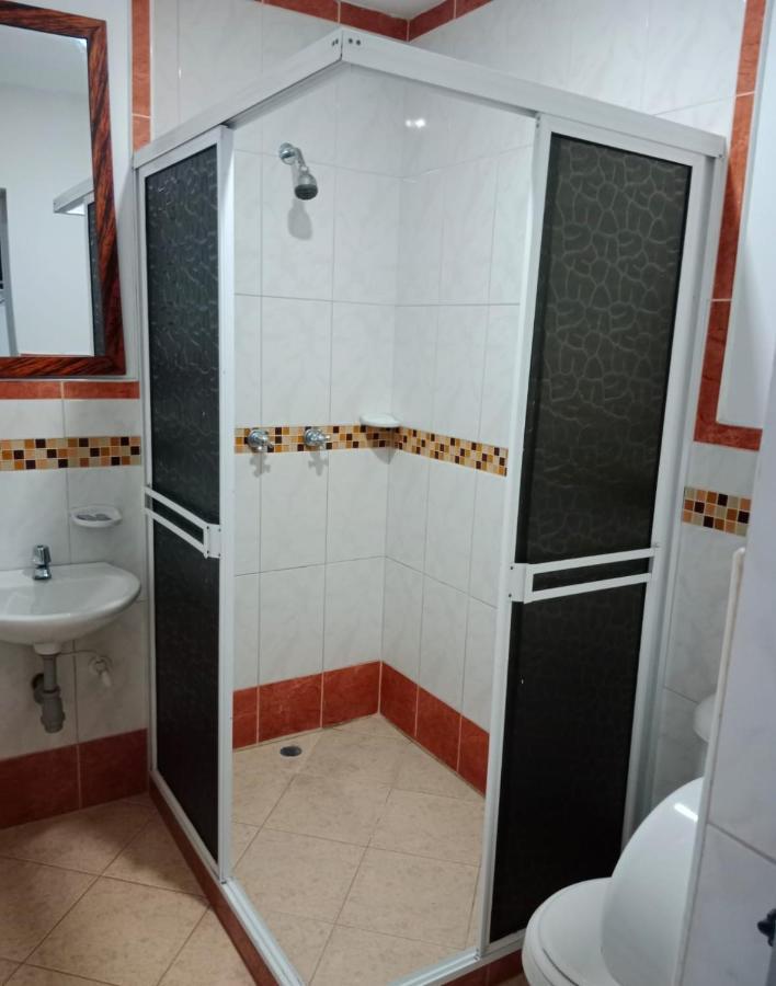 Hotel El Deportista Medellín Buitenkant foto