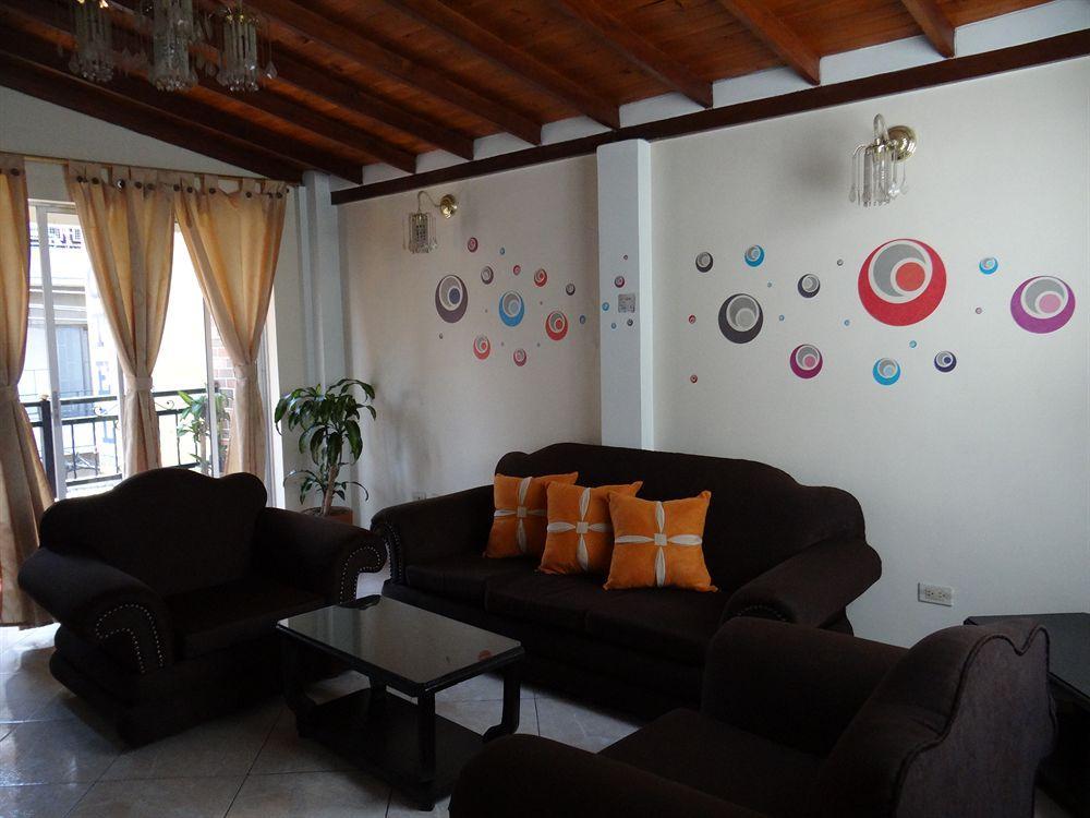Hotel El Deportista Medellín Buitenkant foto